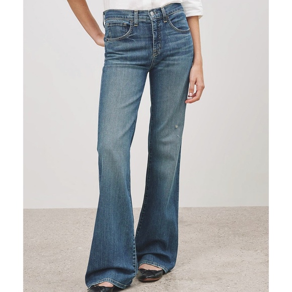 NILI LOTAN Celia Distressed Bootcut Jeans Size 27